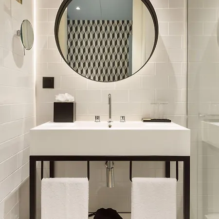 Mercure Centro Aliados מלון פורטו